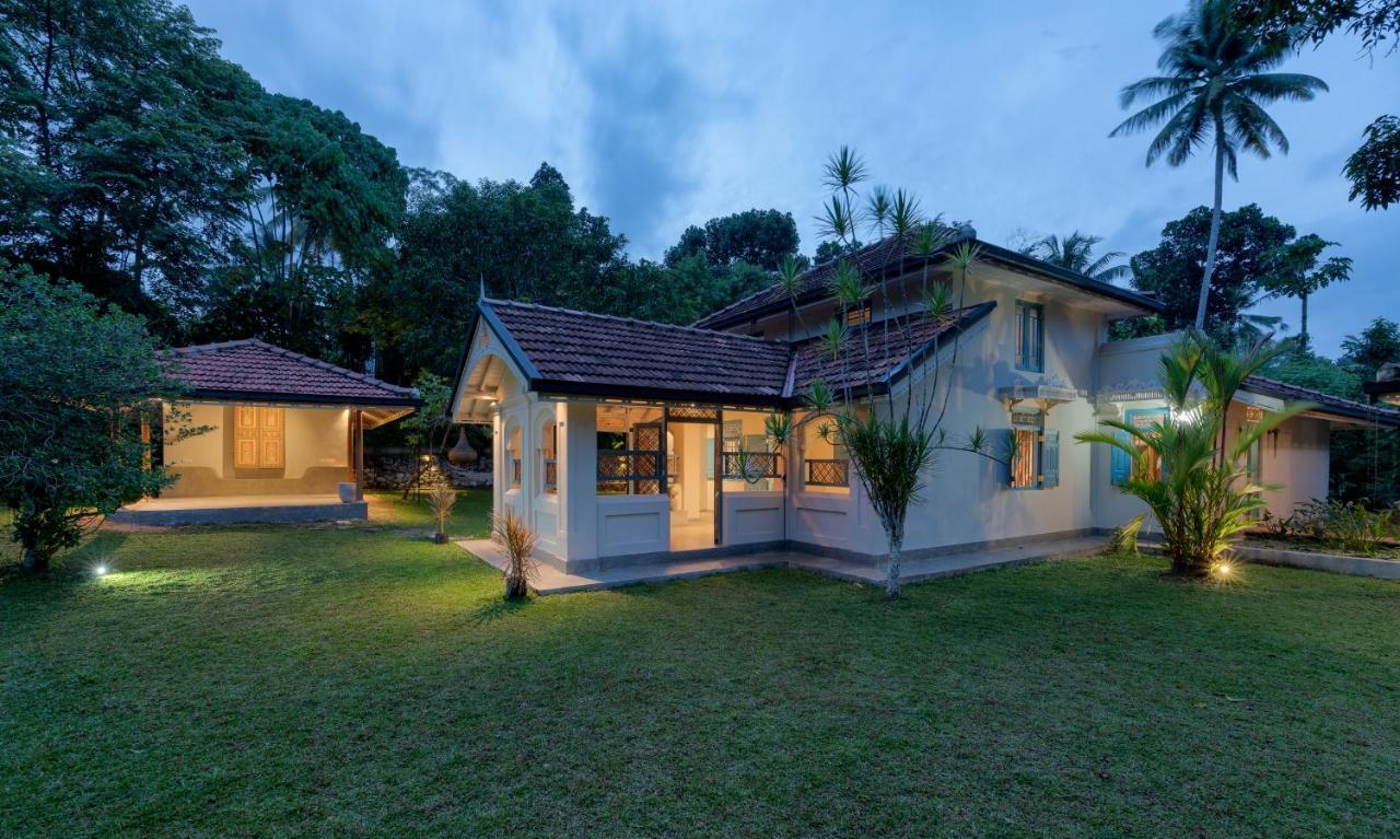 Stuthi Villa Ахангама Екстериор снимка