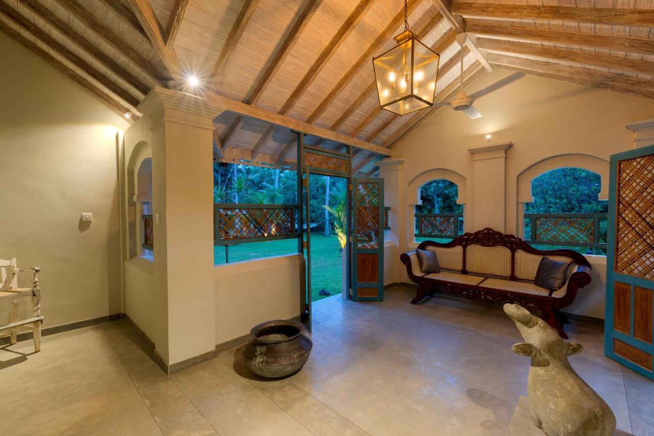 Stuthi Villa Ахангама Екстериор снимка